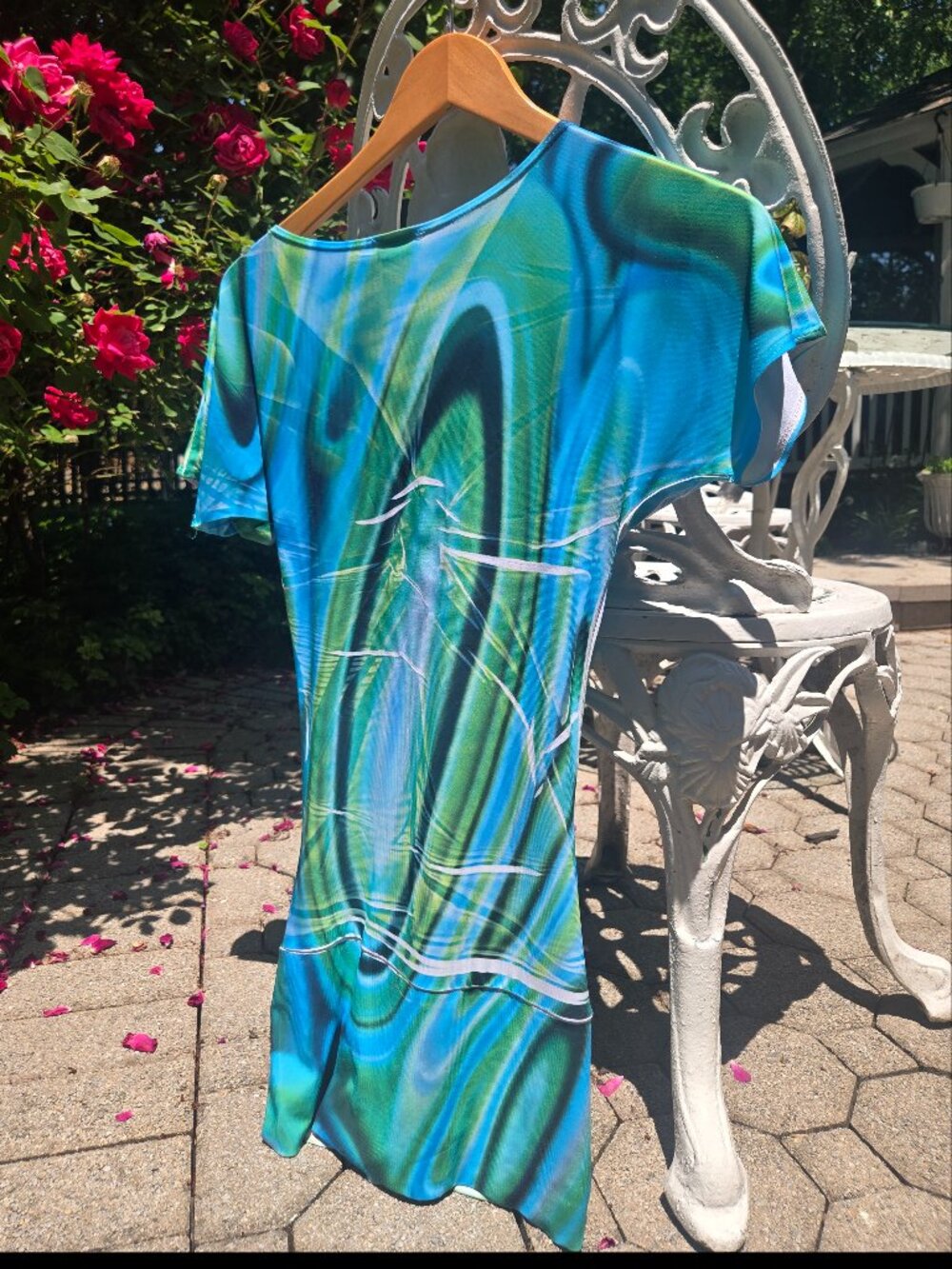 Blue and green tie dye fitted top - Picture 4 of 7